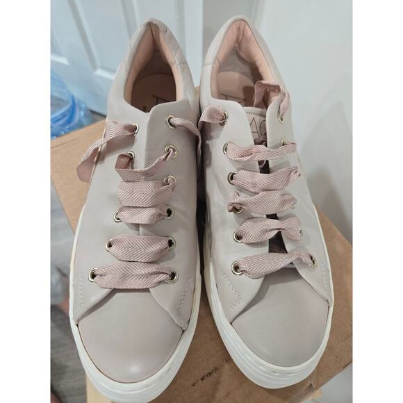 AGL Lace Up Platform Blush Pink Fashion Sneakers size 39 - Picture 2 of 8
